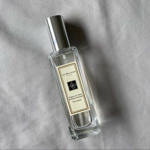 Jo Malone English oak and redcurrant